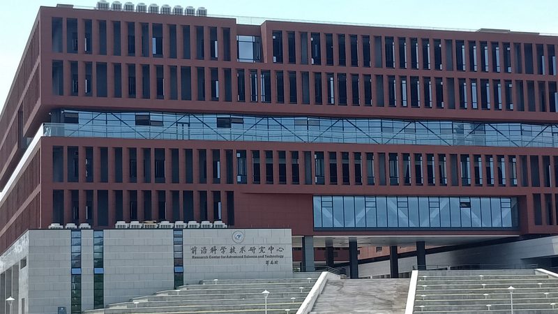 小型继电器寿命测试标准：关键指标与测试方法
